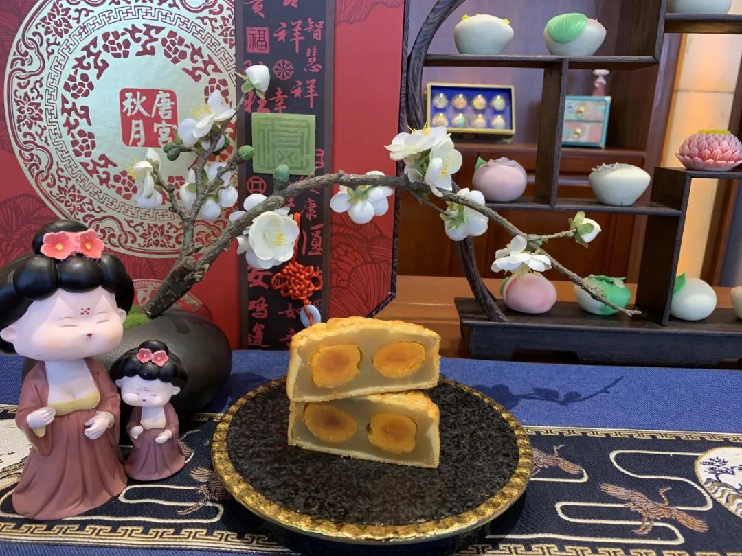 唐樂宮中秋月餅全網(wǎng)預(yù)售，重磅新品貓山王榴蓮冰皮月餅首發(fā)